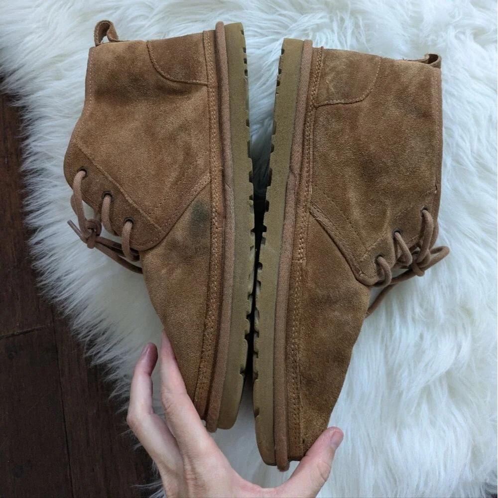 UGG Neumel Chestnut Brown Suede Ankle Chukka Boots Size 11
